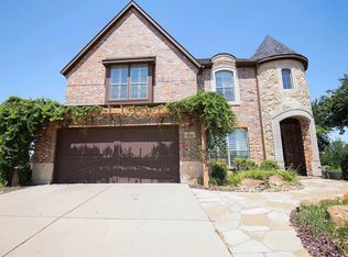 5845 Tuleys Creek Dr, Fort Worth, TX 76137