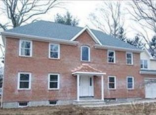 24 Highridge Rd, New Rochelle, NY 10804