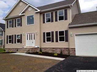 223 Greenway Rd, Bayville, NJ 08721