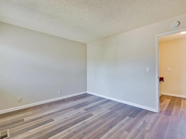 1521 Willowhaven Ct — Photo 16