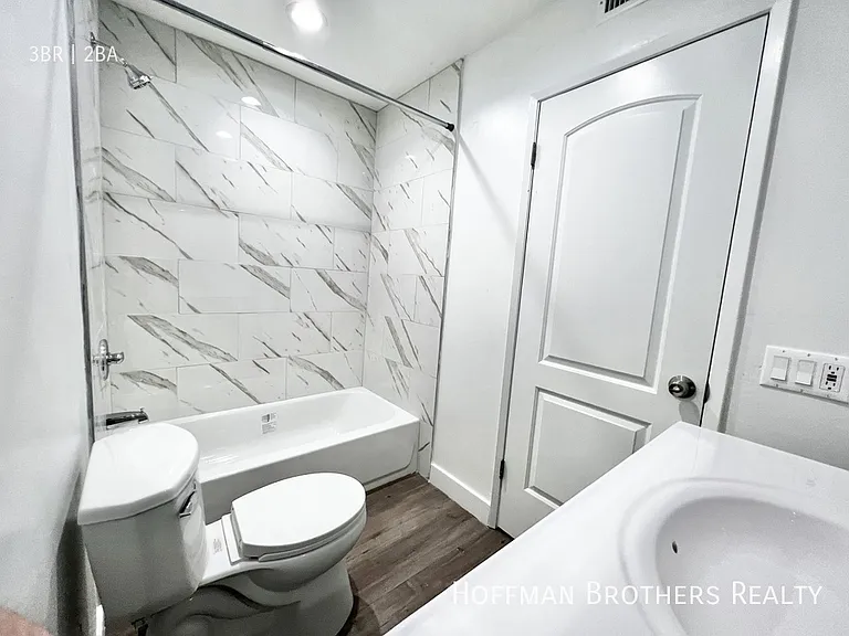 11941 Weddington St #202 — Photo 10