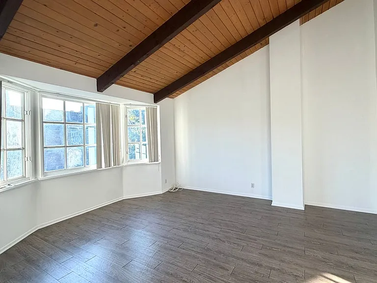 5420 Lindley Ave #21 — Photo 6