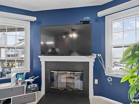 4th image of 49 Boulder Run Rd #182