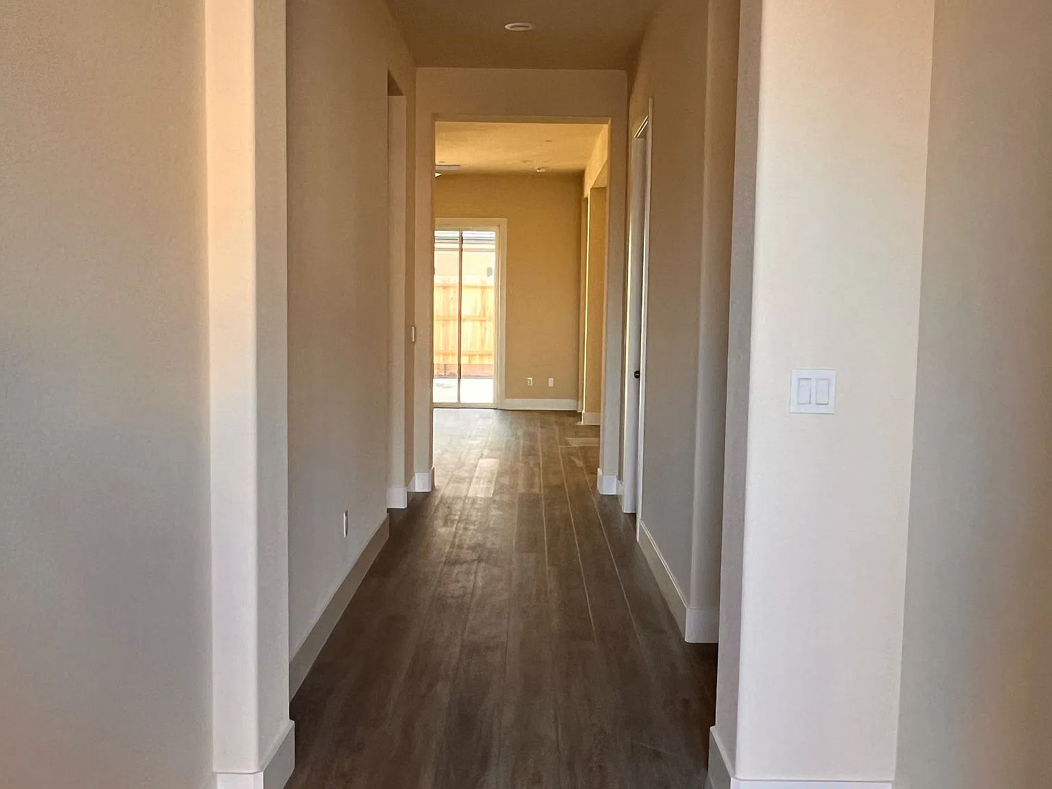 2 bed, 1600 sqft, $2,800 — Photo 3