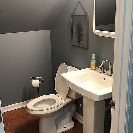 Upstairs bathroom