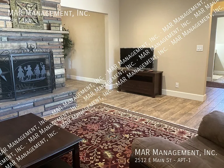 2512 E Main St #1 — Photo 6