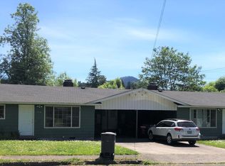816 E 36th Ave, Eugene, OR 97405