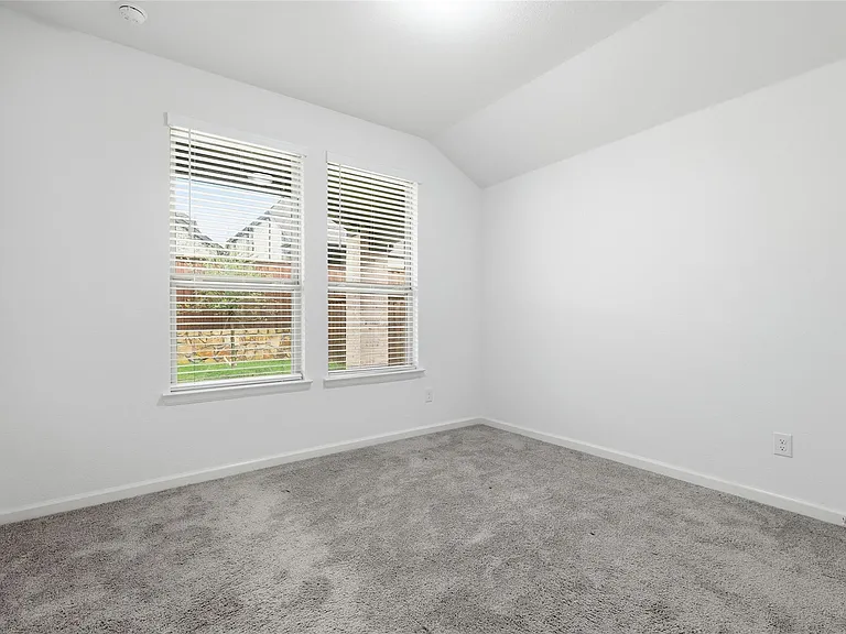 3101 Bell Flower Dr — Photo 24