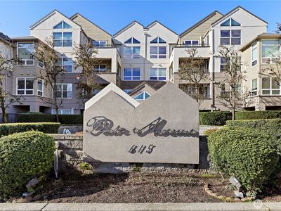 615 6th Street #206, Kirkland, WA, 98033