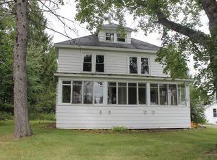 53 Norridgewock Ave, Skowhegan, ME 04976