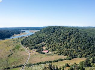 85877 N Bank Ln, Bandon, OR 97411