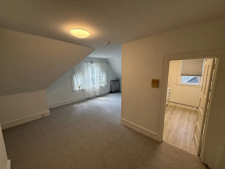 32 Wiggins St — Photo 9