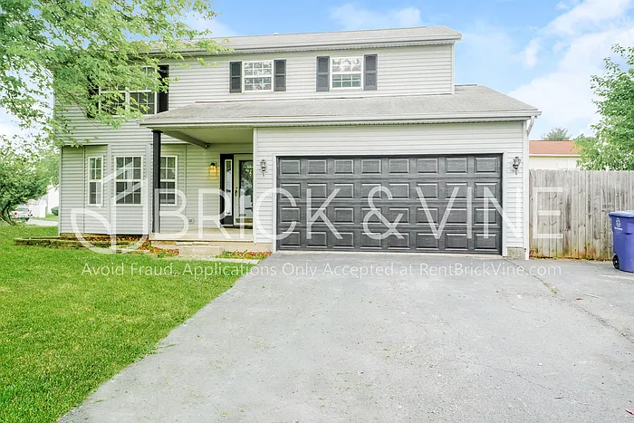 2839 Beal Dr photo 1