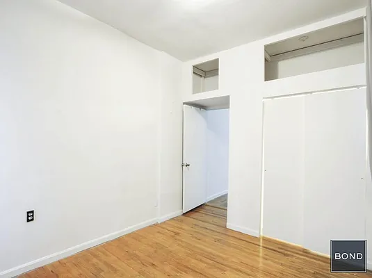 Rented by Bond New York | media 8