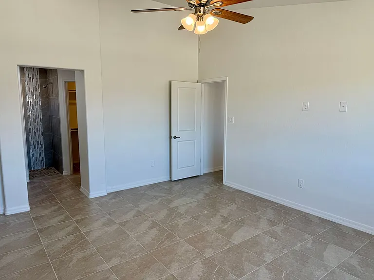 10857 Silver Spur Dr — Photo 12