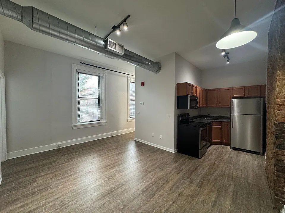 Walnut St. Apartments