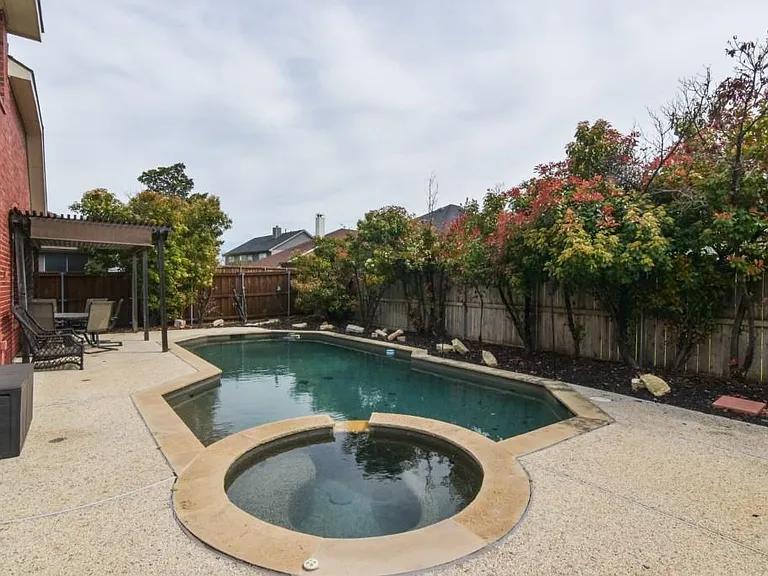 2471 Loch Haven Ct — Photo 3