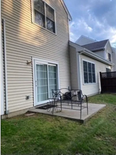 66 Evergreen Cir #66 — Photo 11
