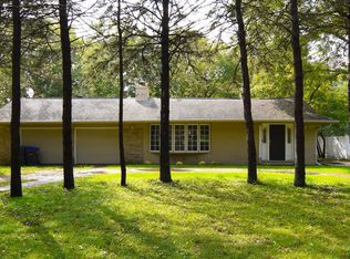 10459 W Beach Rd, Beach Park, IL 60087