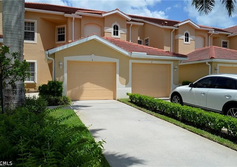 13215 Silver Thorn Loop #206