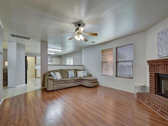 5th image of 1030 Brutus Dr