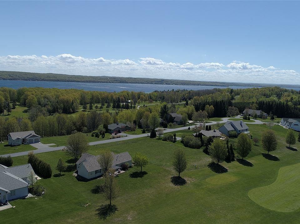 1st image of 0 Fairway Ct