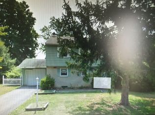 19 Crippen Dr, New Castle, DE 19720