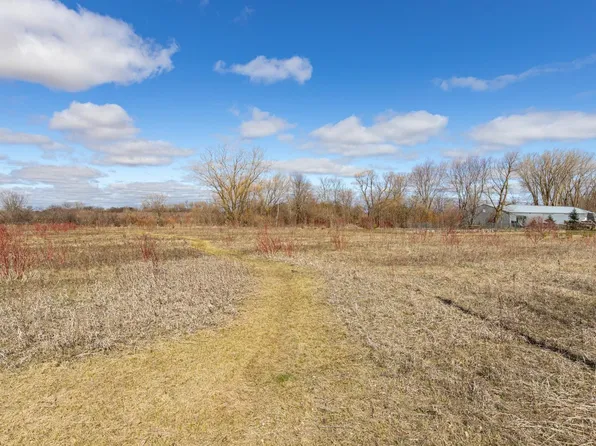 Lake Rd, Oshkosh, WI 54902