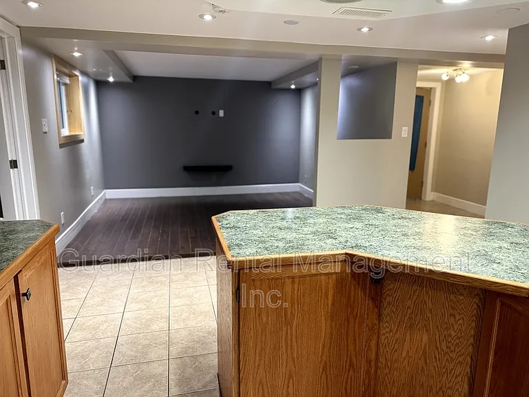 84 Elm St #2 — Photo 4