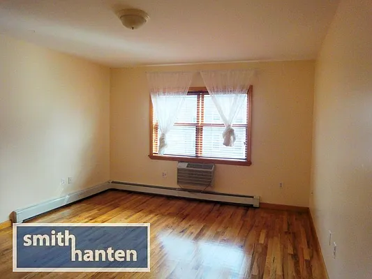 Rented by Smith Hanten Properties | media 7