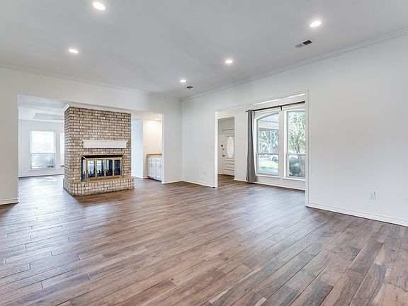 2nd image of 6731 Crestland Ave