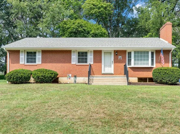 4501 Kirkwood Dr, Roanoke, VA 24018