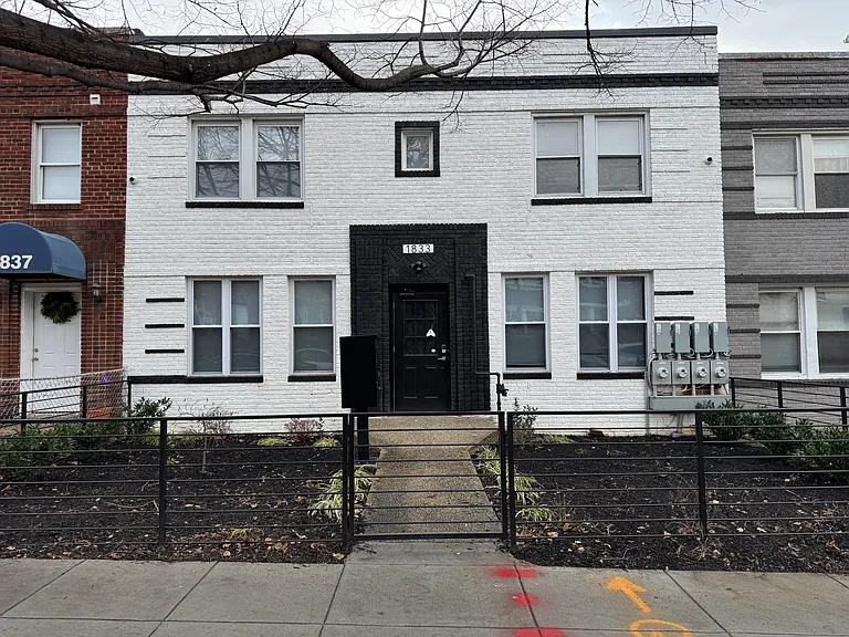 1833 I St NE #1-2-4 — Photo 2