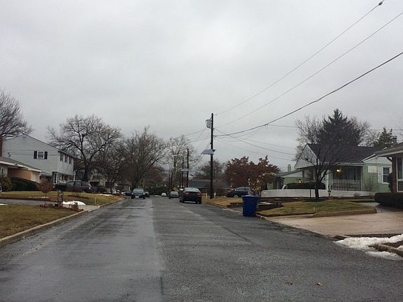 5th image of 807 James Ave
