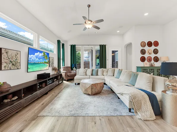 6404 Trezevant St, Rowlett, TX 75089