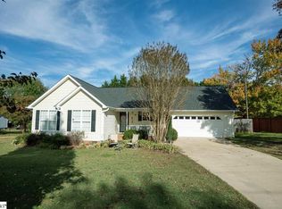 2608 N Lee Cir, Greer, SC 29651