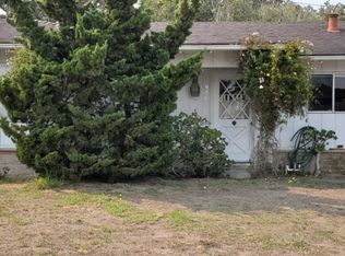 930 Petra Ln, Pacific Grove, CA 93950