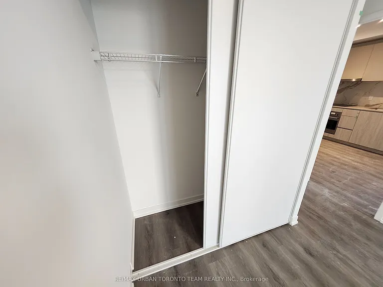 28 Interchange Way #1202 — Photo 15