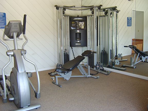 3rd image of 2960 Alta View Dr #102