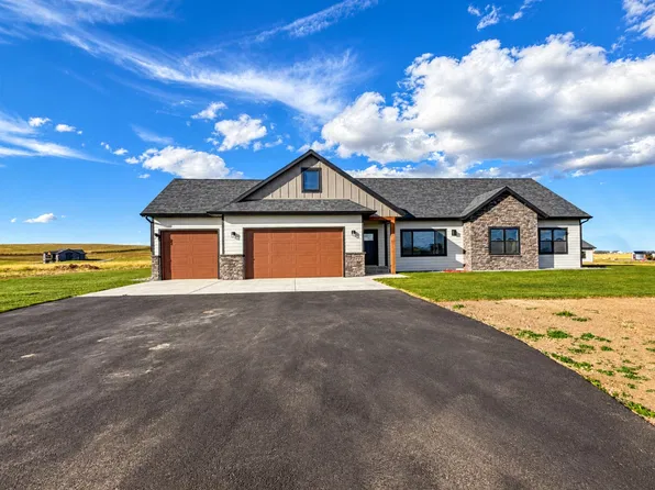 141 Barn Wood Ln, Great Falls, MT 59405