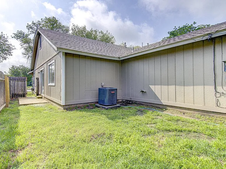 8202 W Gate Blvd #A — Photo 19