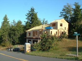 38352 Vista Key Dr NE, Hansville, WA 98340