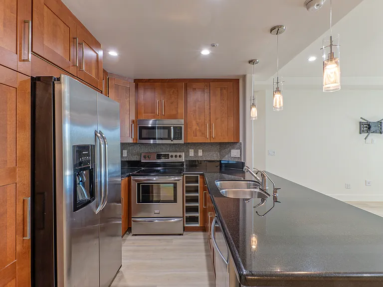 7502 E Earll Dr #3 — Photo 6