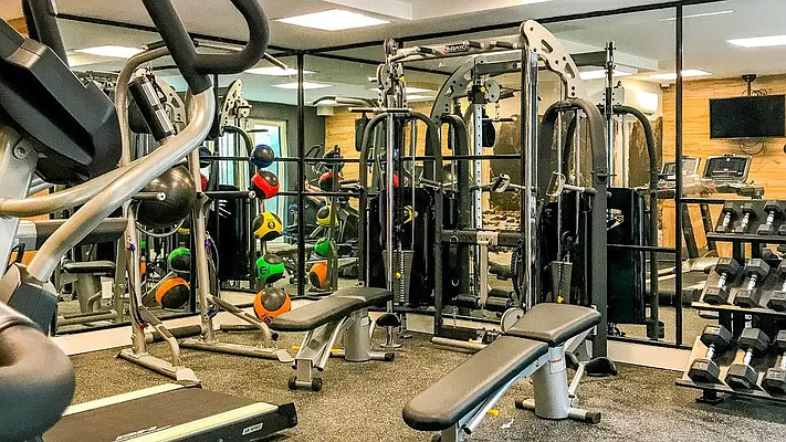 Rented by Nooklyn NYC LLC | media 42