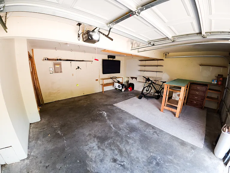 3619 Lakecrest Ct — Photo 20
