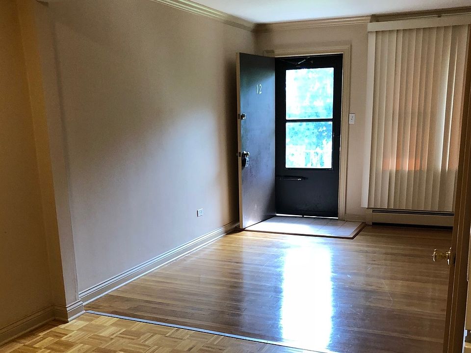 1st image of 40 King Arthur Ct
