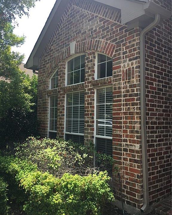 1st image of 200 Stone Brooke Ct