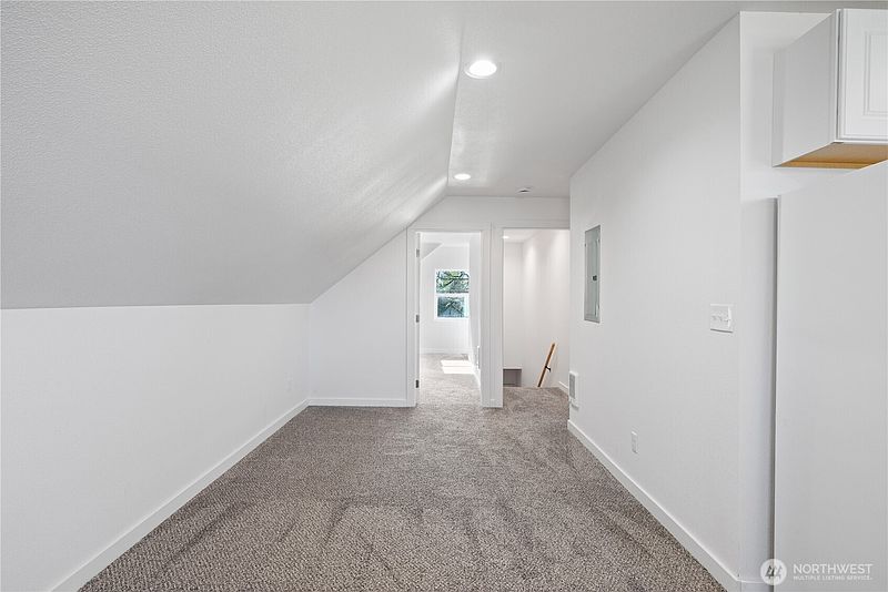 3rd image of 285 20th Avenue