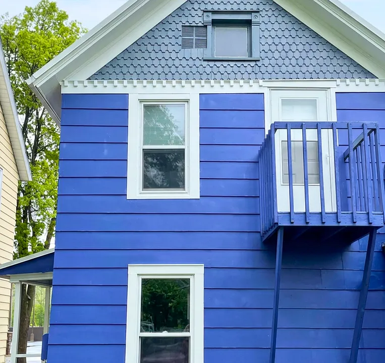 826 Menomonie St
