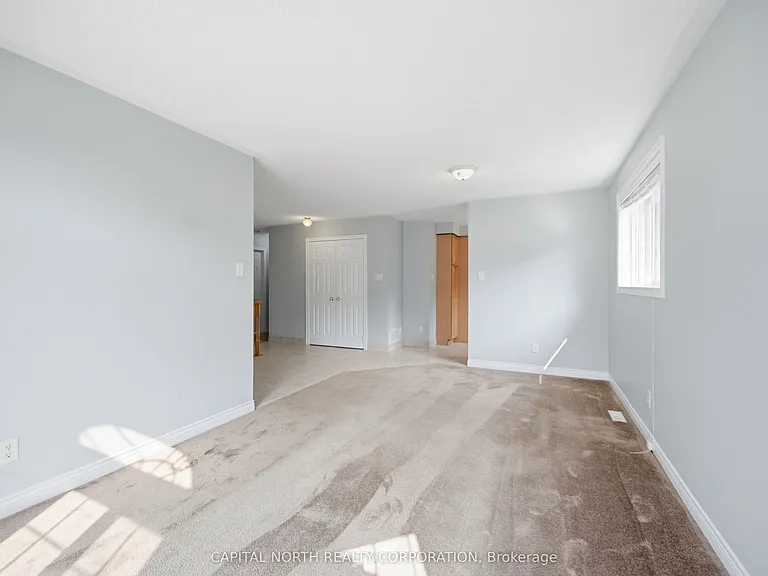 126 Marsellus Dr — Photo 7